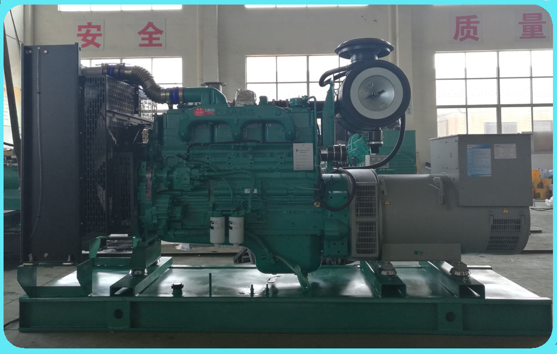 重庆康明斯系列300kw柴油发电机组已经调试完成，准备发往福建清流县